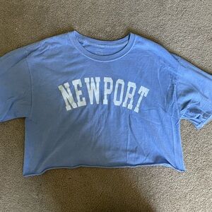 “Newport” Cropped Tee